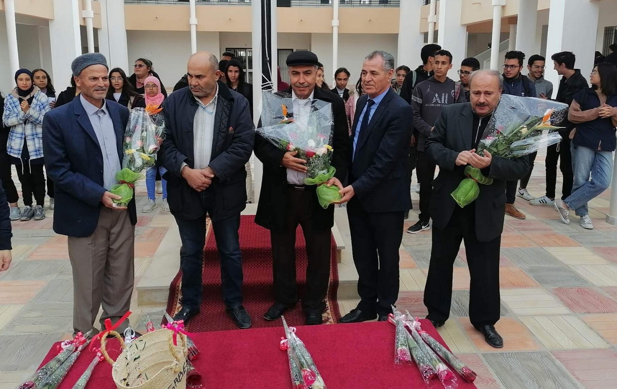 صفاقس : معهد السلطنية يُكرم المُحالين على شرف المهنة