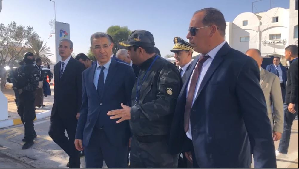 وزير الداخلية: جربة لن تغلق وستتواصل فيها الحركة طبيعيا