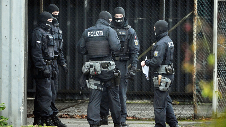مصادرة 130 ألف يورو ومجوهرات وأسلحة من المتهمين بمحاولة الانقلاب في ألمانيا