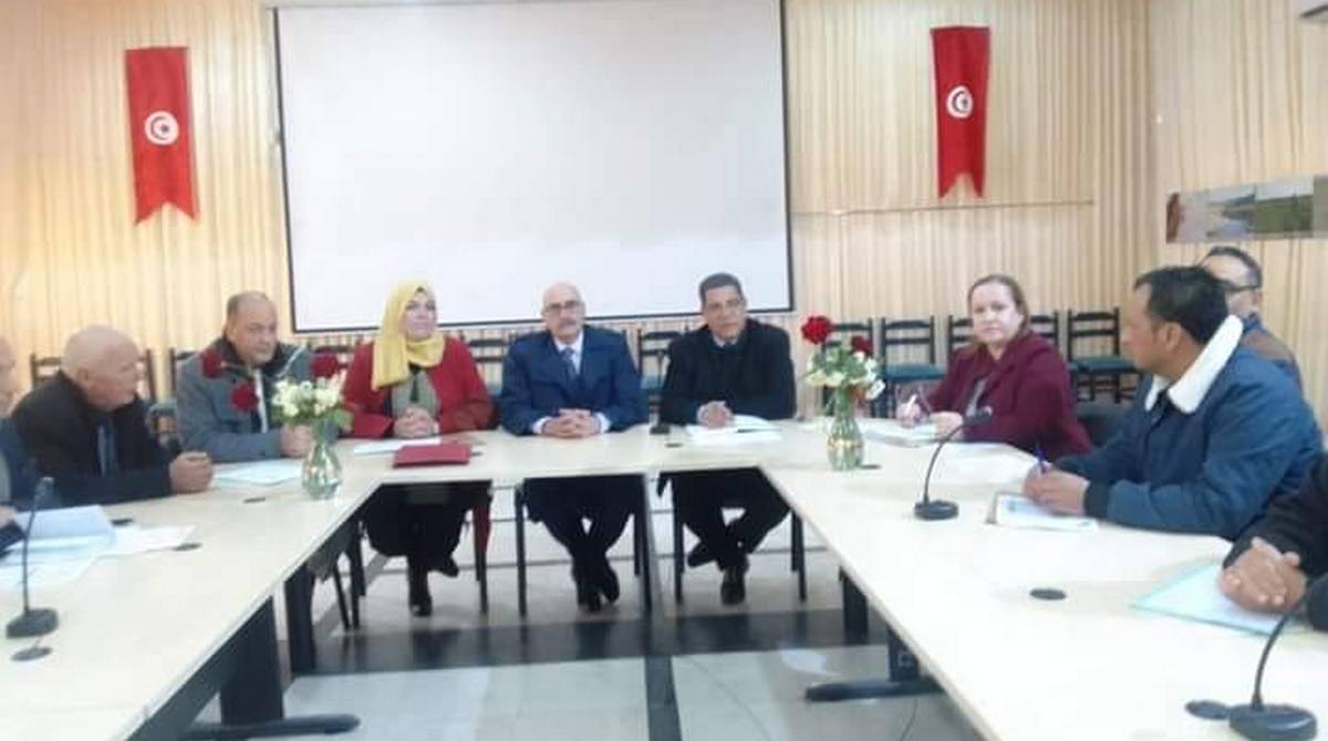 جلسات عمل بمختلف ولايات الجمهورية لاستحثاث نسق المصادقة على دراسات إعداد أو مراجعة أمثلة التهيئة العمرانية