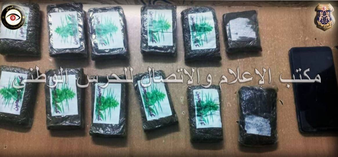 الفرقة المركزية لمكافحة المخدرات تطيح بمروّج مخدّرات بعين دراهم