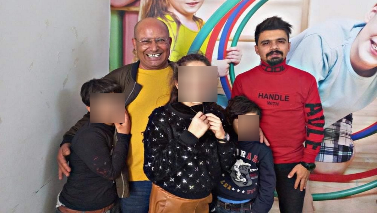 صفاقس : الممثل فرحات هنانة يتضامن مع الأطفال ذوي الاحتياجات الخصوصية