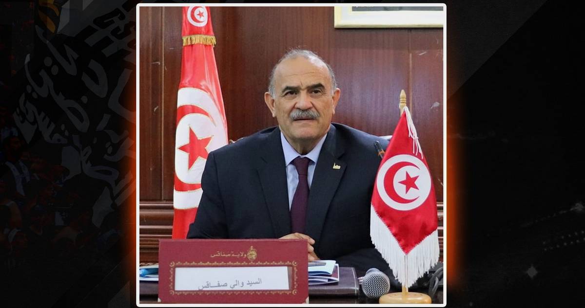 فاخر  الفخفاخ يؤدّي  زيارة الى ملعب  الطيب  المهيري لحضور تمارين النادي الصفاقسي
