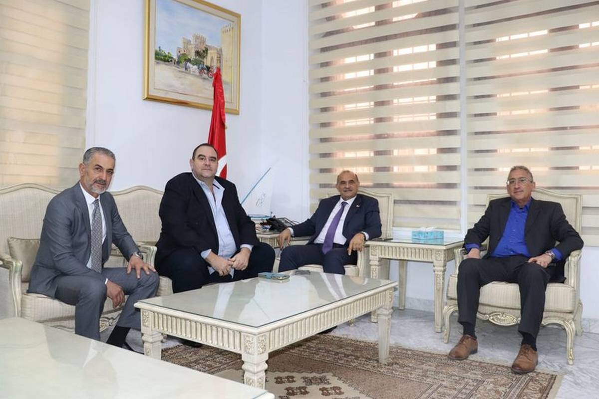 والي  صفاقس يستقبل وفدا عن شركة مالطيّة مختصّة في النفايات