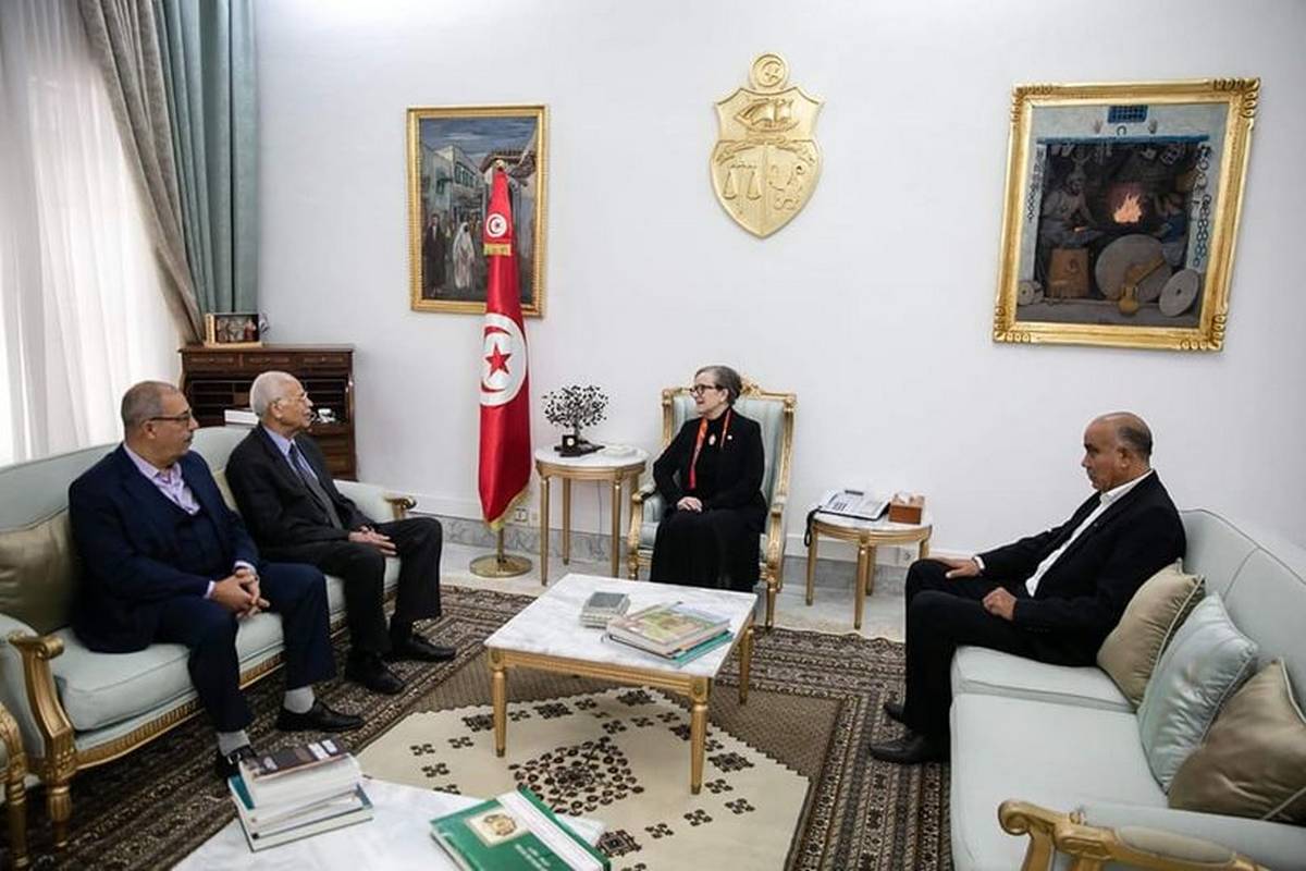 رئيسة الحكومة تتحادث مع الأمين العام لاتحاد عمال تونس