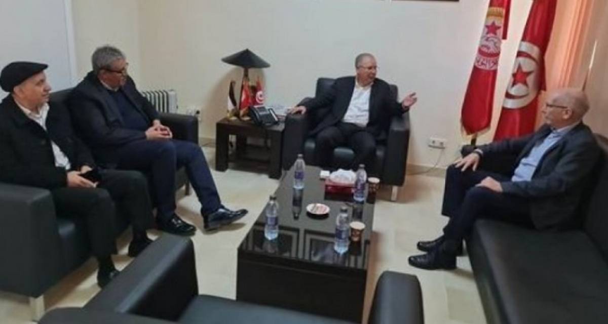 نورالدين الطبوبي يتباحث مع سفير الاتحاد الاوروبي الوضع الاقتصادي والاجتماعي بتونس