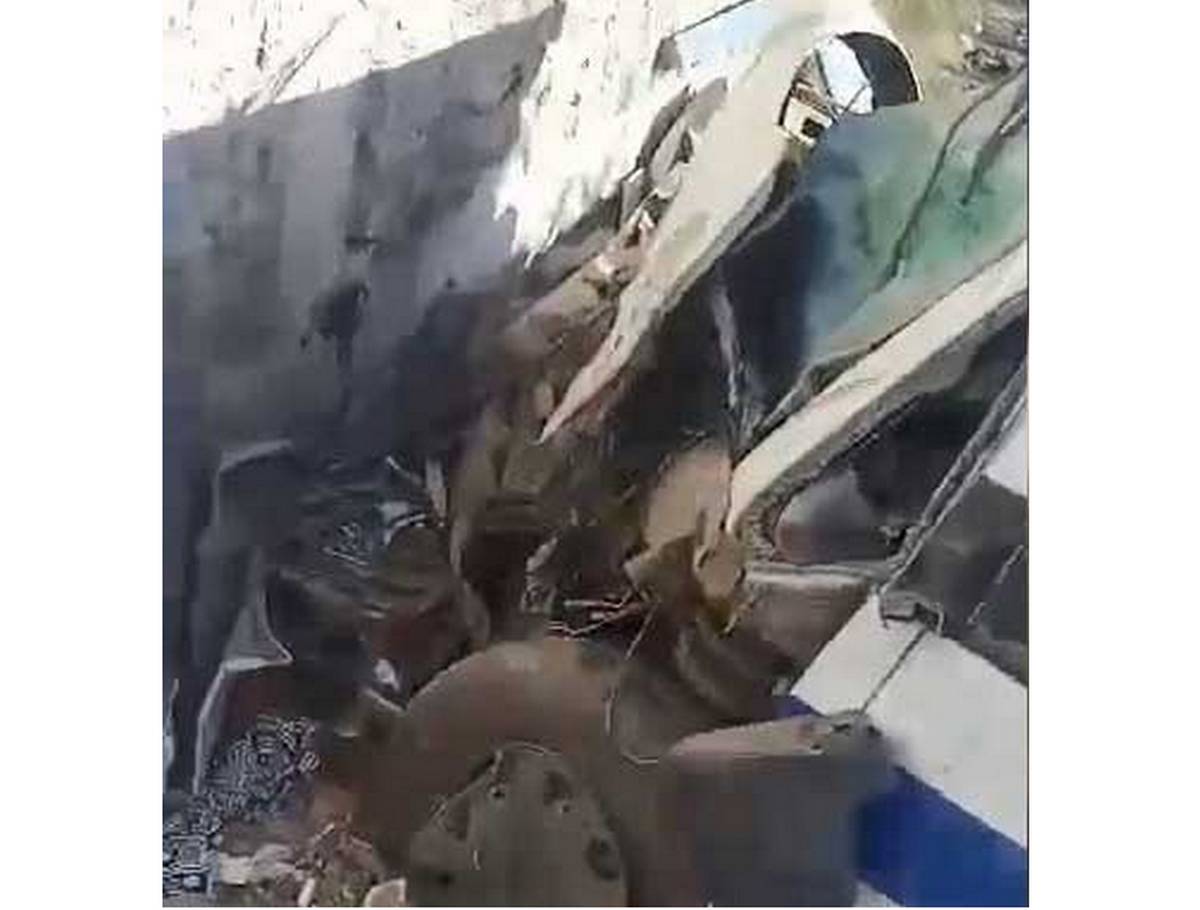 صفاقس ..السلطنيّة : سيارة  لوّاج ترتطم بحائط وتسفر  عن اربعة جرحى