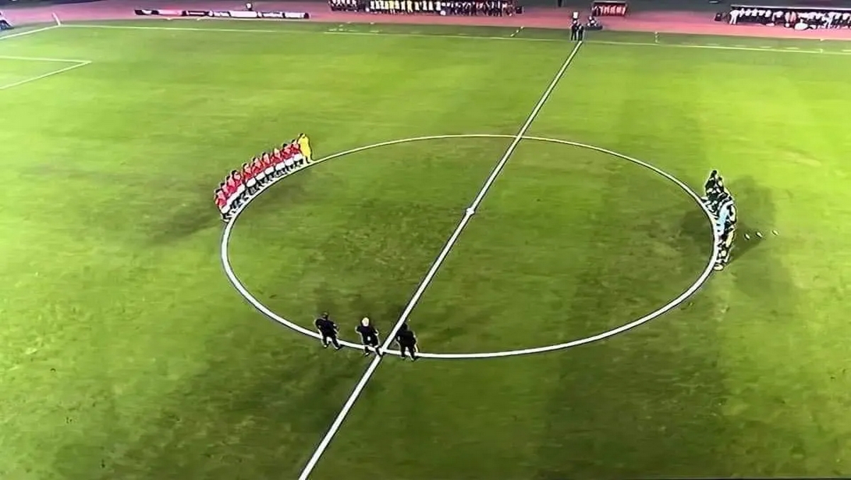 دقيقة صمت اليوم في الملاعب التونسية