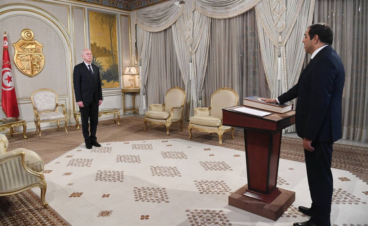 كاتب الدولة لدى وزير الشؤون الخارجية يؤدي اليمين امام رئيس الدولة