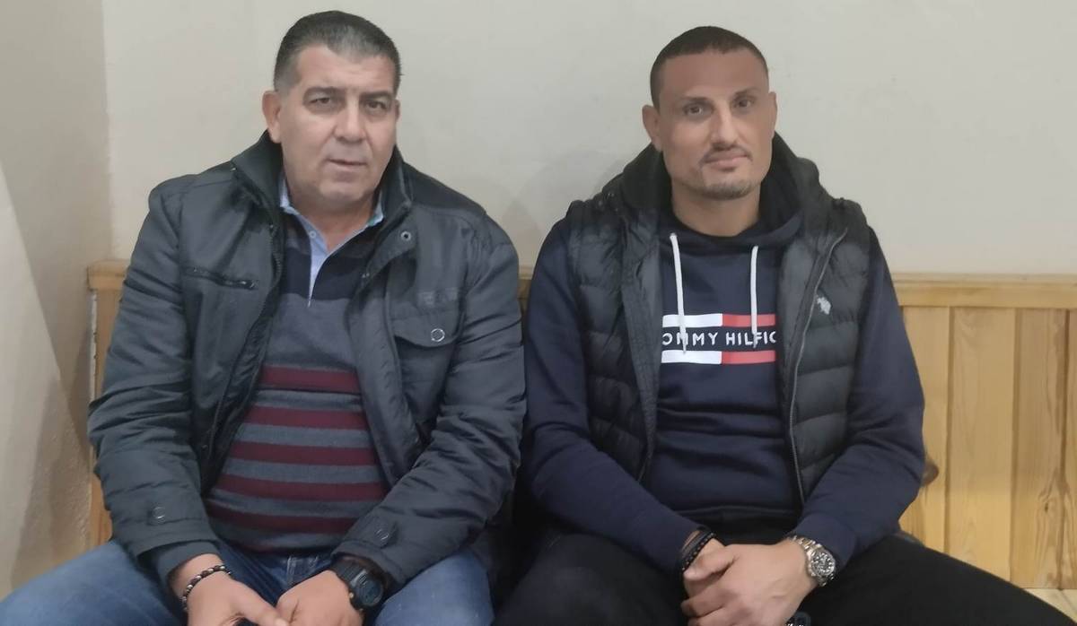 وسام  حمام  يحضر  لقاء  ساقية الزيت والحمامات لمتابعة  بعض  لاعبي  الساقية