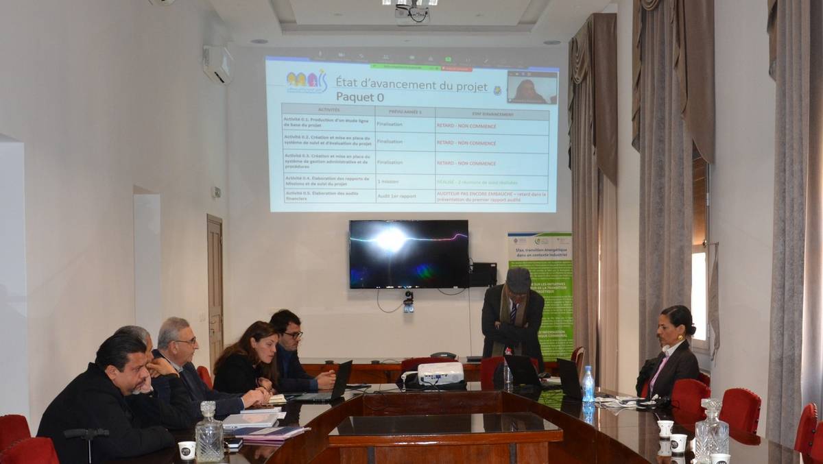 صفاقس: جلسة بقصر البلدية حول مشروع التنقل النشيط والذكي