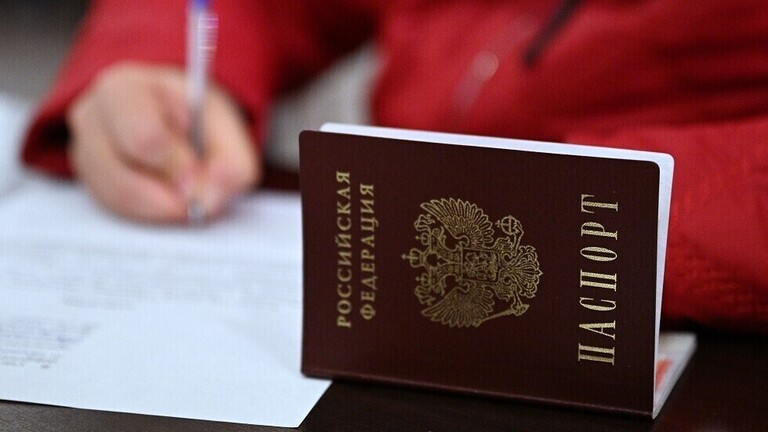 مجلس الدوما يعد مشروع قانون يسهل منح الجنسية الروسية لفئات معينة