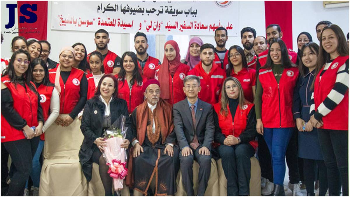 سفير الصين يشرف على توزيع مساعدات غذائية لفائدة الأسر المعوزة