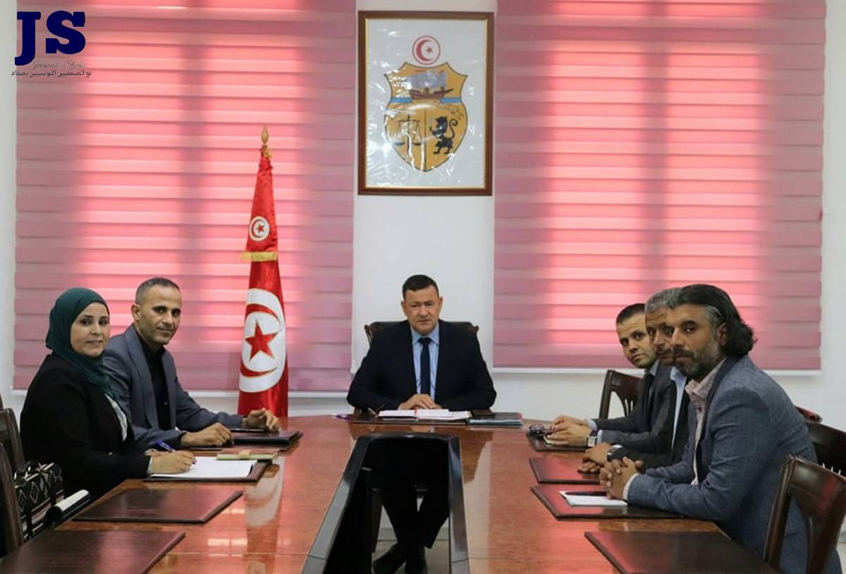 الحبيب بلغوثي يجتمع بعدد من نوّاب الجهة
