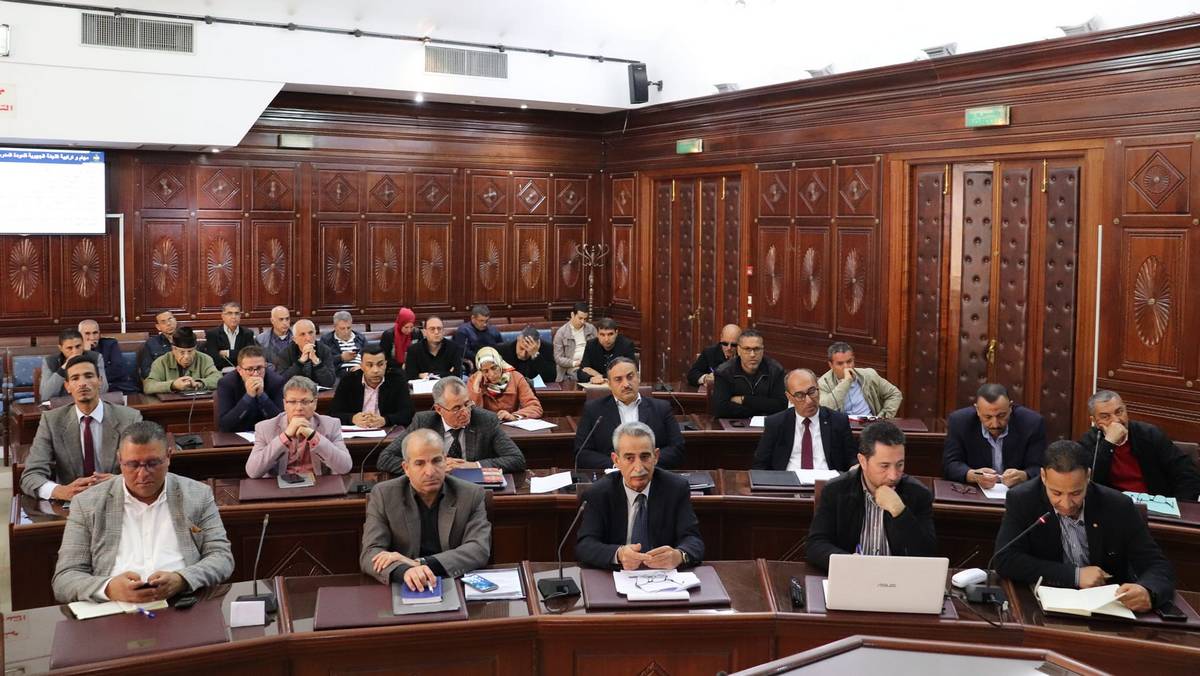 الحبيب بلغوثي يشرف على جلسة عمل خاصة بالعودة المدرسية والجامعية  2024/2023