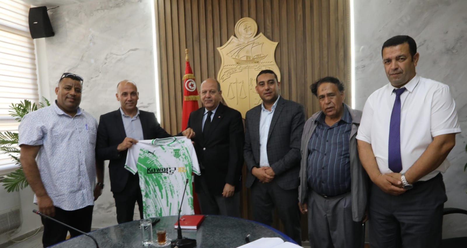 وضعية الملعب البلدي بقصور الساف من ولاية المهدية محور جلسة عمل