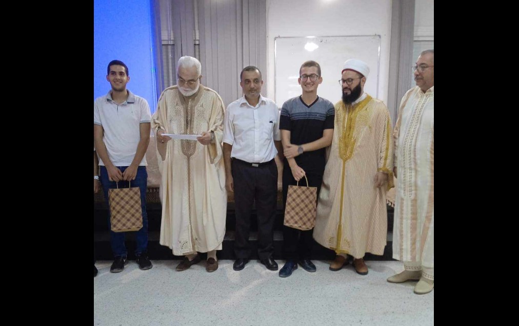 صفاقس : جمعية المحافظة على القرآن الكريم والأخلاق الفاضلة تُكرّم الناجحين