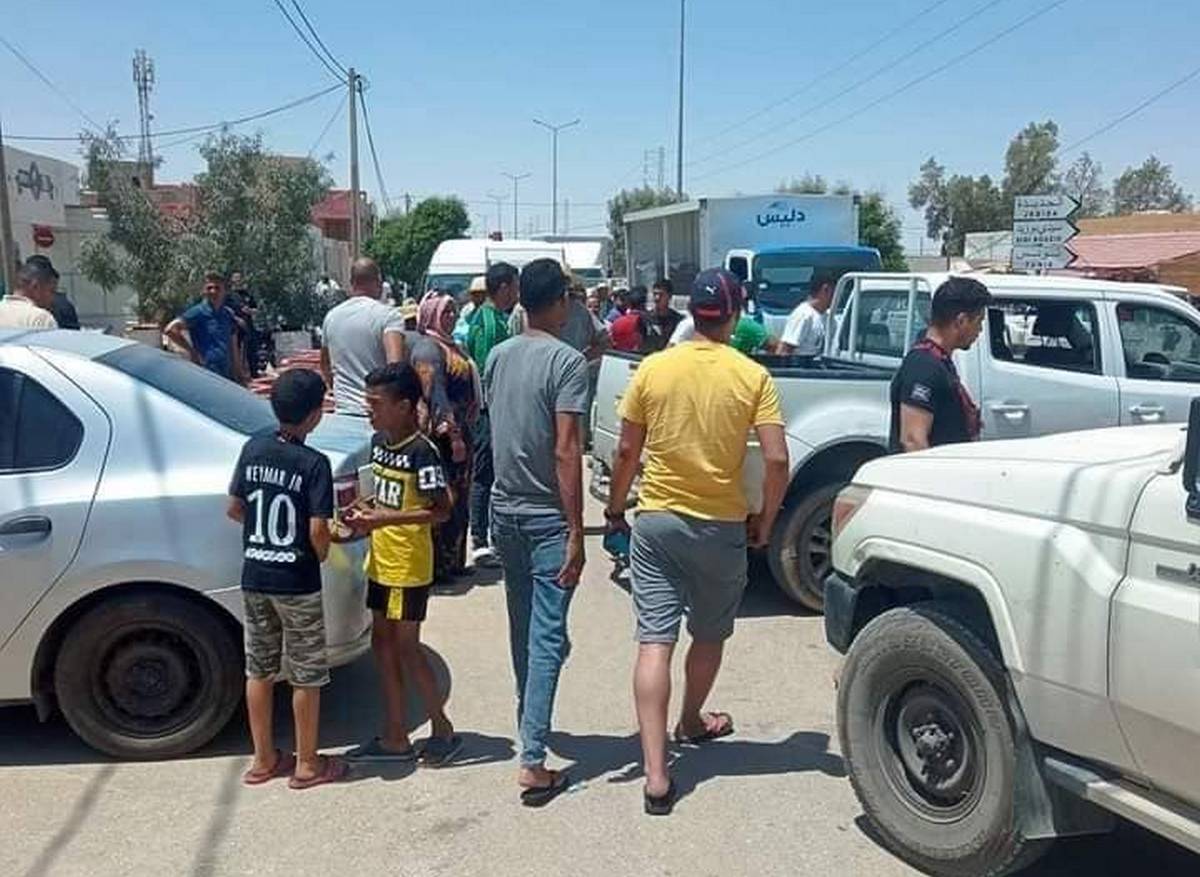 افارقة مرّحلون من صفاقس  يهشمون حافلة في  قفصة ويتحصنون  بالفرار