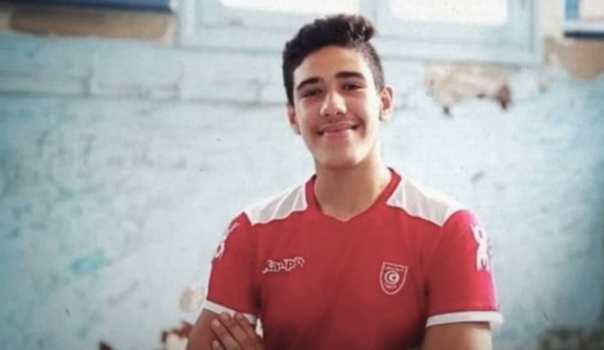 لاعب النادي الصفاقسي يتمكن من الوصول الى لمبادوزا في  عملية  هجرة غير  شرعيّة