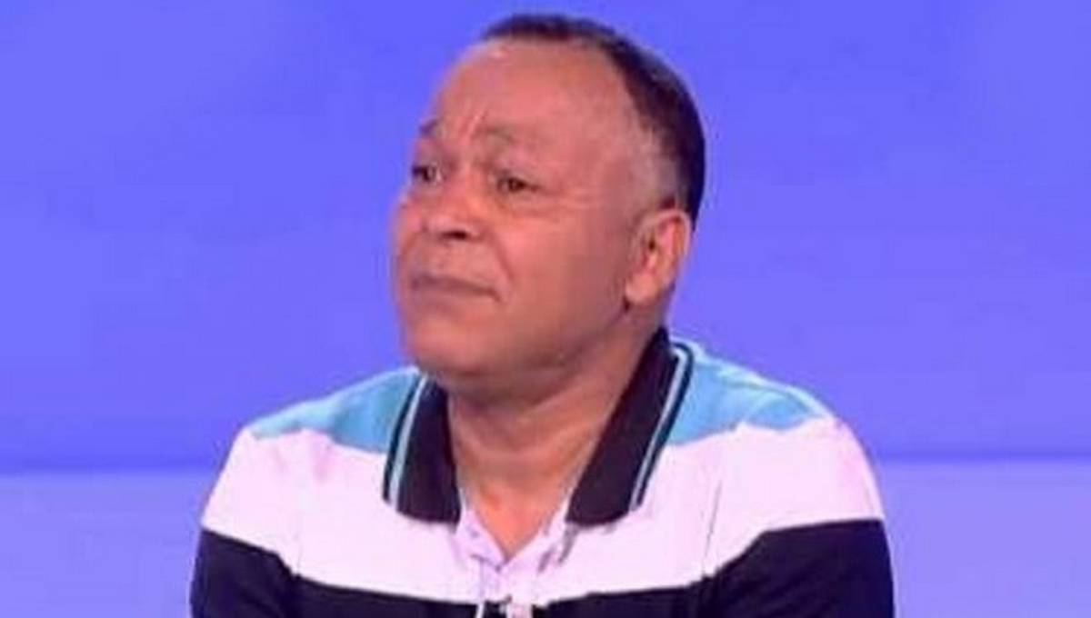 الصحفي جمال العرفاوي يتهكم على الياس الغربي