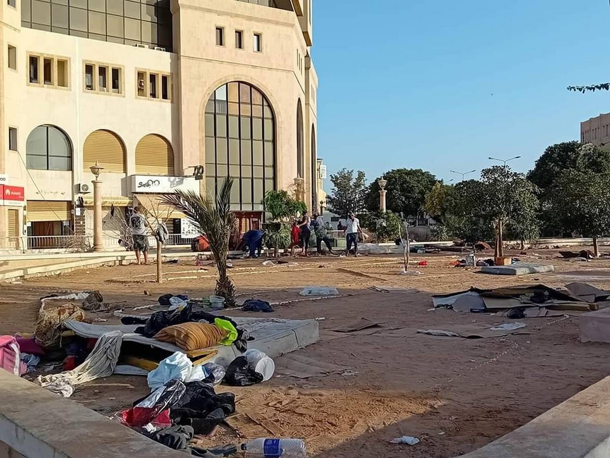 صفاقس : اجلاء افارقة جنوب الصحراء عن رباط المدينة