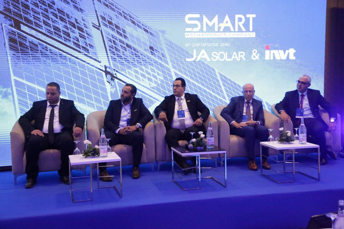 حفل توقيع اتفاقيتي شراكة بين شركة SMART MECHATRONICS  والعملاقين الصينيين شركة INVT وشركة JA SOLAR