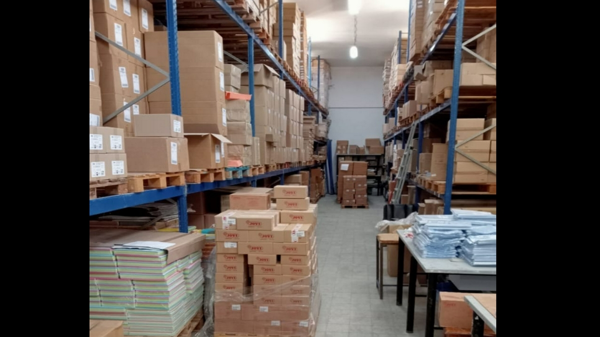 حجز كميات من الأدوات المدرسية والمكتبيّة المُهرّبة