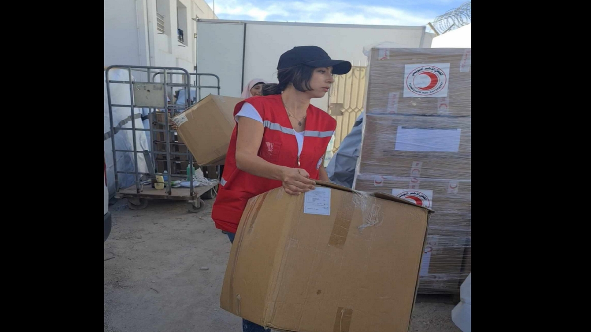 صفاقس : الهلال الأحمر توجيه 4 شاحنات بالمساعدات لغزة