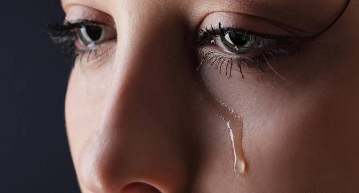 يحدث في  صفاقس : استاذ جامعي يهدّد طلبته ” السْنة  ماش نبكّيكم “
