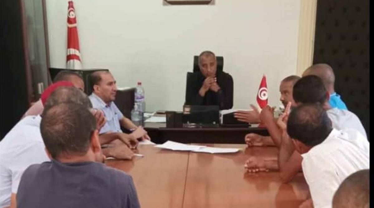 جلسة عمل حول إشكالية تزود منطقة ماجل الدرج بالماء الصالح للشراب