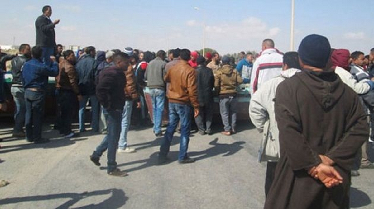 قابس: غضب في صفوف بحارة الجهة جراء تفاقم ظاهرة الصيد بالجرّ