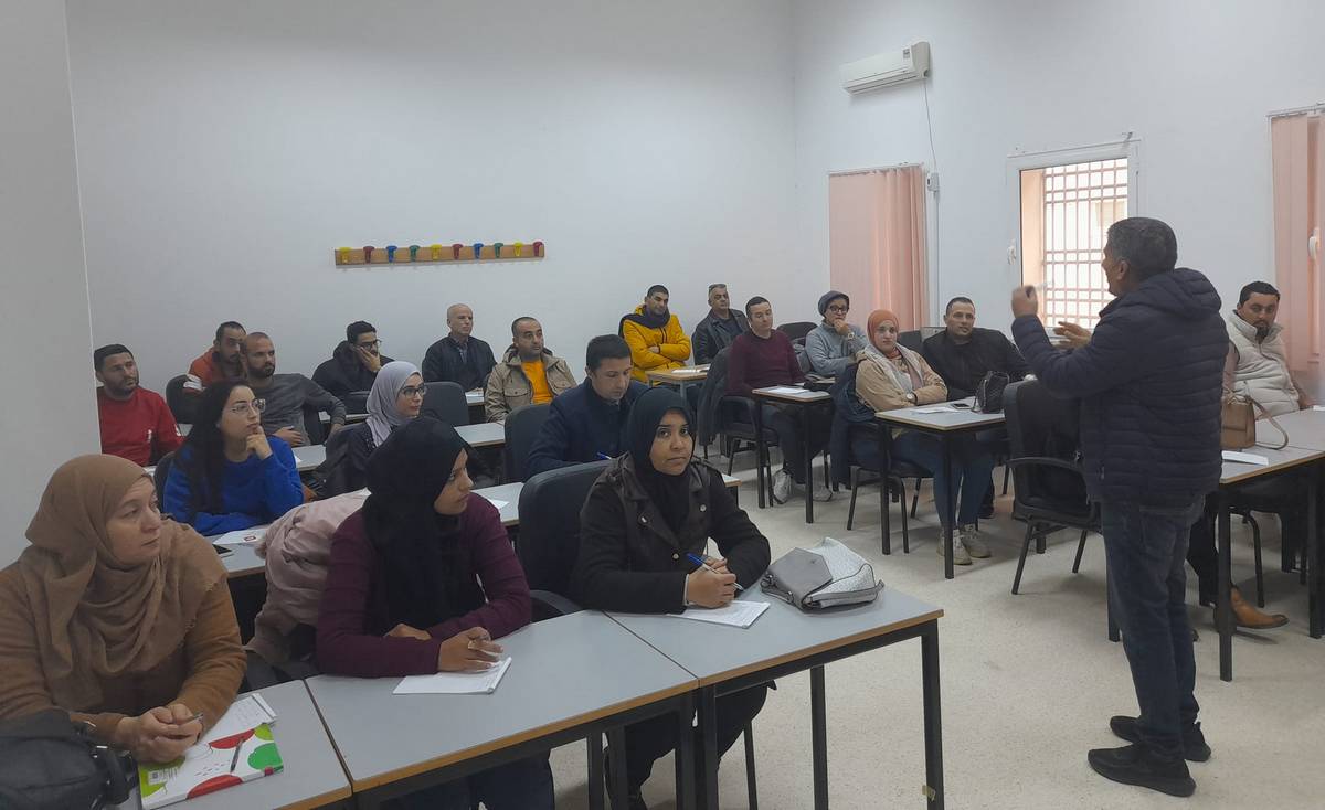 الهيئة الفرعية للانتخابات صفاقس 2 تنظم دورة  تكوينية لرؤساء مراكز الاقتراع