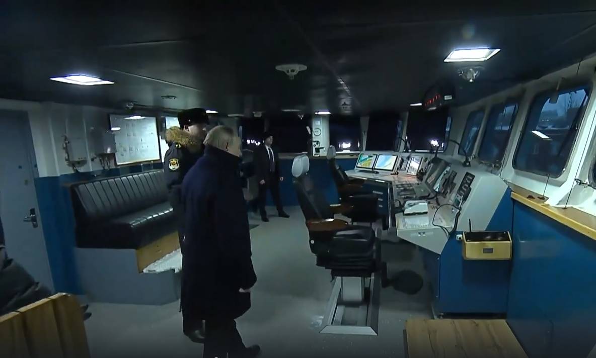 بوتين يدشن غواصتين نوويّتين قادرتين على حمل صواريخ عابرة للقارات