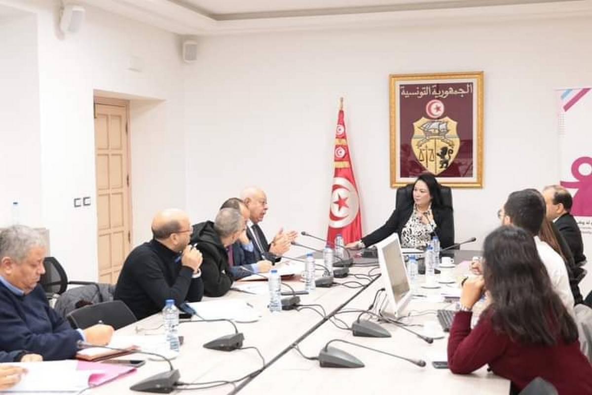 وزيرة الأسرة تجتمع برئيس الاتحاد التونسي للتضامن الاجتماعي