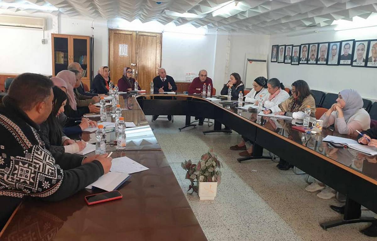 جلسة عمل  بالادارة الجهوية للصحة بصفاقس حول تقييم المشاريع