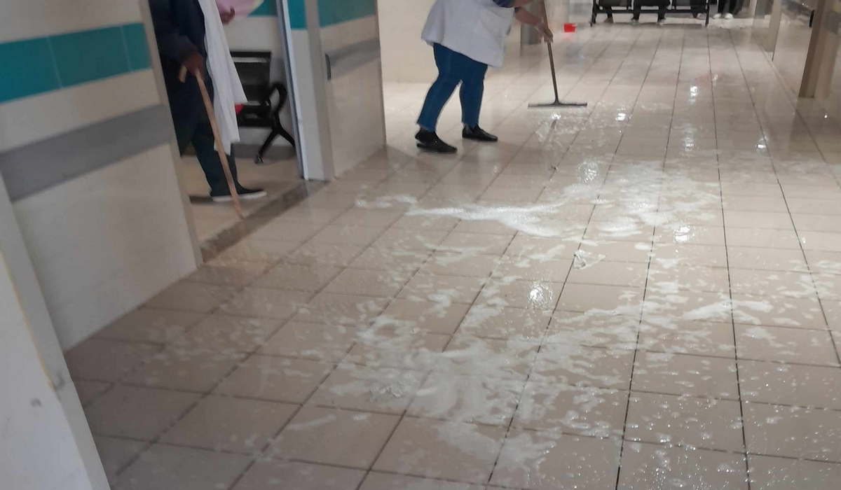 صفاقس : حملة نظافة بمستشفى الحبيب بورقيبة