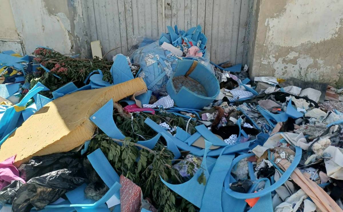 صفاقس:في غياب الردع .. الفضلات الصناعية بعد فضلات البناء تجتاح الطرقات