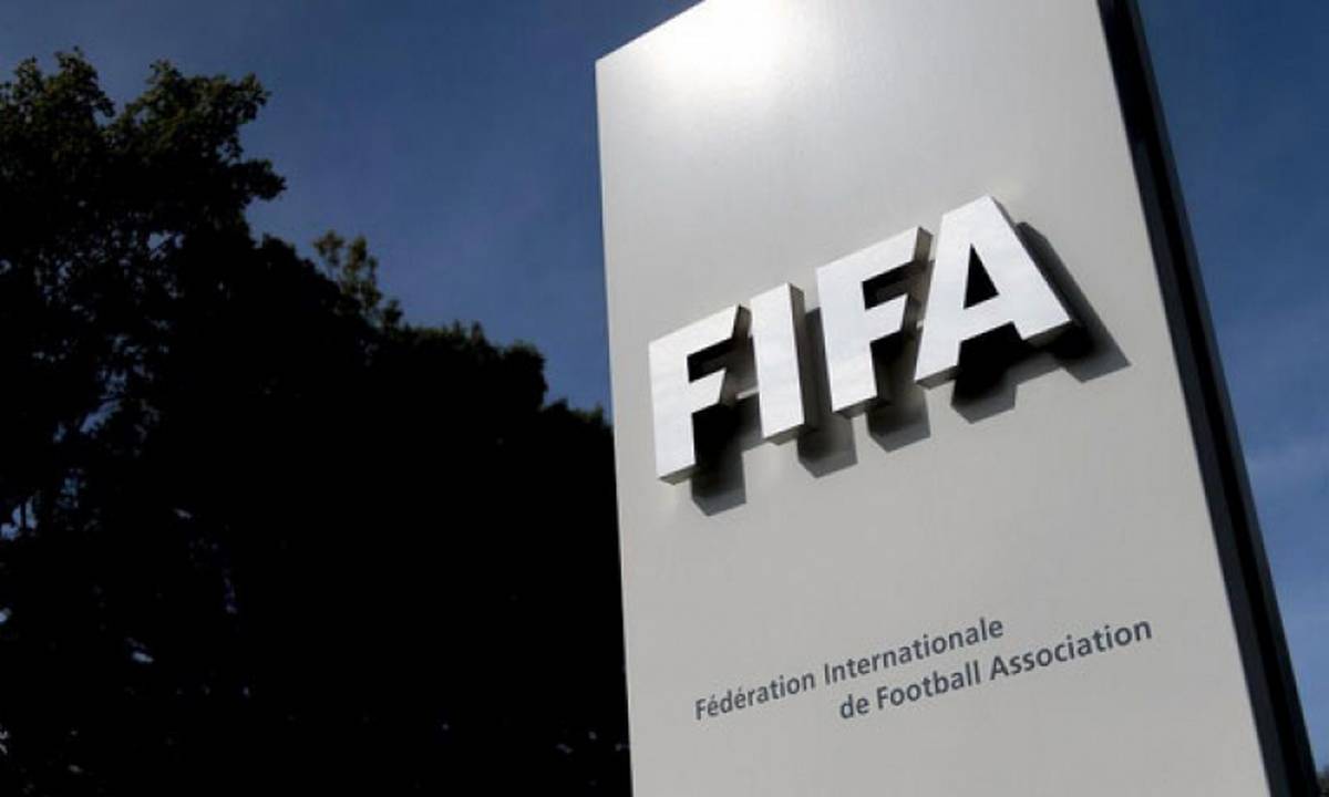 الفيفا تسلط عقوبات على جامعة غينيا الاستوائية لكرة القدم منافس المنتخب الوطني