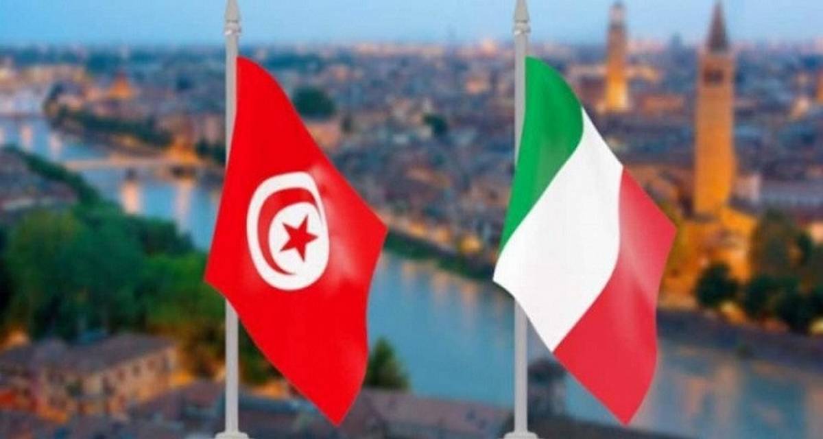 رئيسة الوزراء الإيطالية تصل تونس.