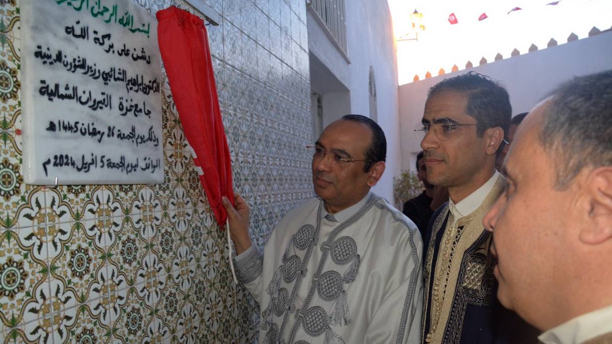 وزير الشّؤون الدّينيّة يقرّر إطلاق اسم غزّة على جامع بكلّ ولاية من ولايات الجمهورية.