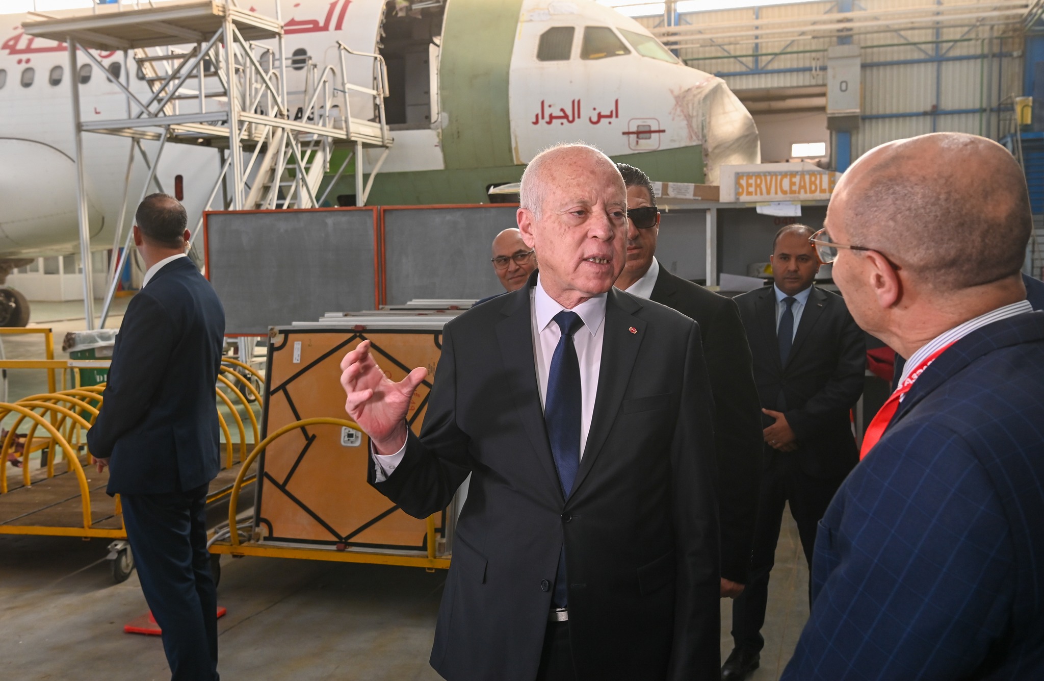 رئيس الجمهورية  طائرة أميلكار سنة 2017 غادرت تونس دون تصريح ديواني ولم تعدّ