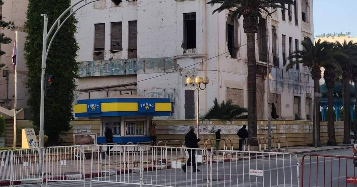 صفاقس :  غلق  شارع  الحبيب  بورقيبة سببه الحسابات الضيّقة وفشل البلدية