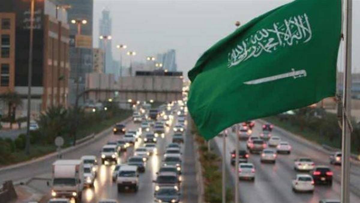 السعودية تحذر الحجّاج: حرارة الأسطح تصل إلى 72 درجة