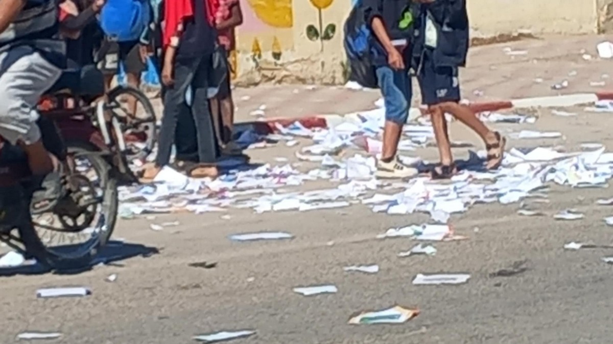 صفاقس عودة لتمزيق الكراسات والكتب : تصرّف غير  مقبول  من شباب الغد