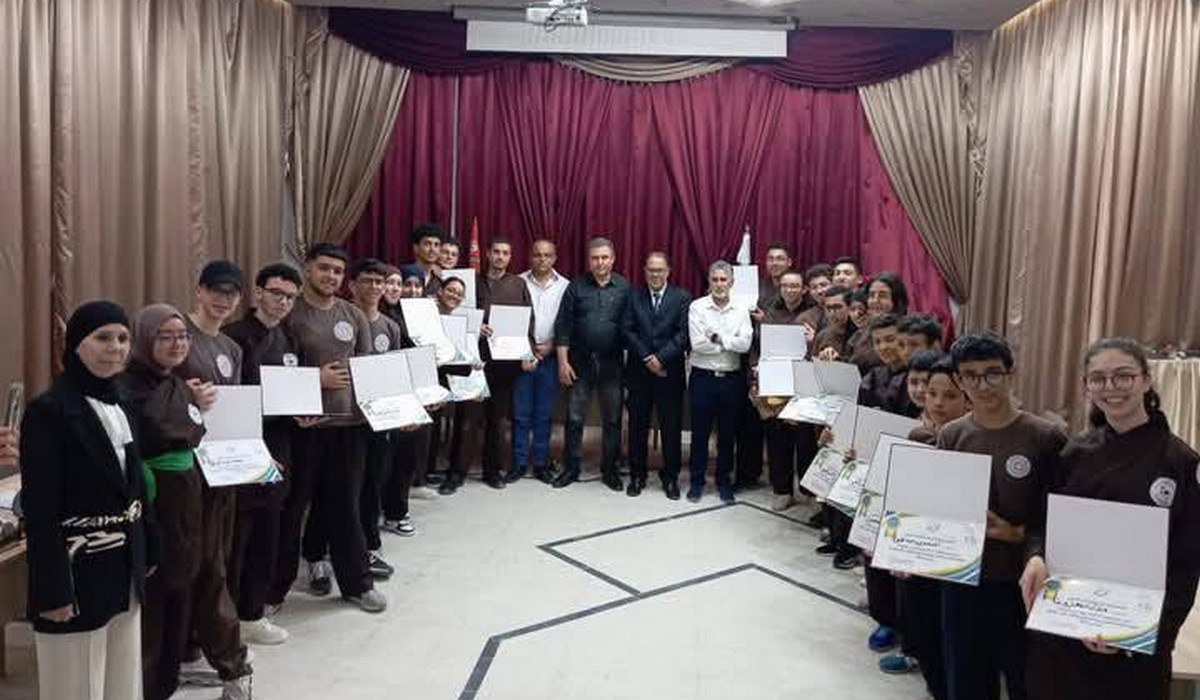 صفاقس بلدية  الشيحيّة  تكرم دار  الشباب بالجهة