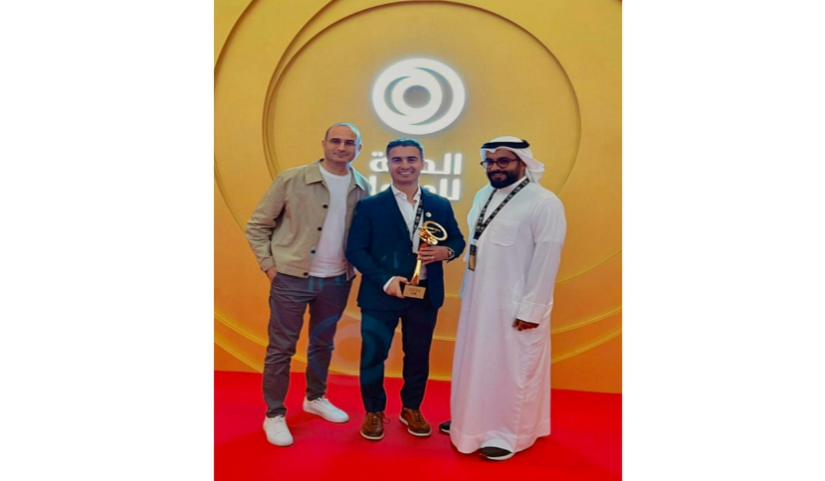 خالد بن يونس يتوّج بجائزة أفضل مؤثرات بصرية عن مسلسل “كائنات” في جائزة الدانة للدراما 2025