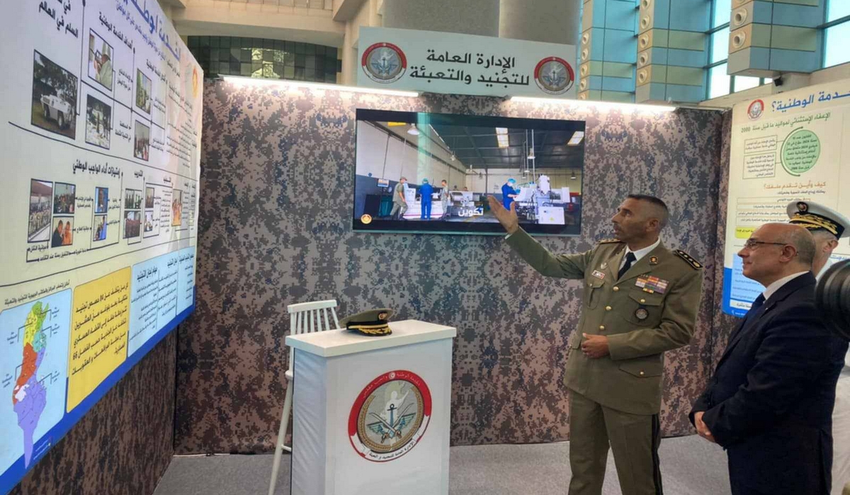 افتتاح معرض الجيش الوطني بمدينة الثفافة