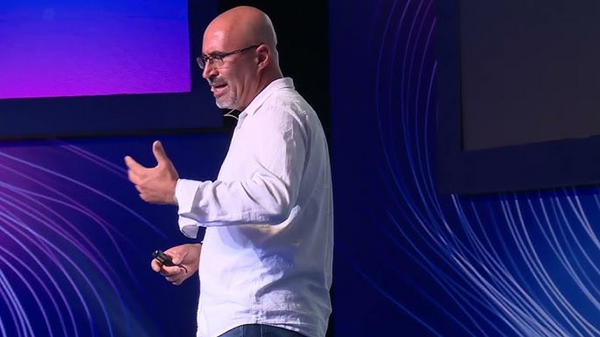 مجمع تلنات يُعلن انضمام العالم التونسي بوكالة الفضاء الامريكية الناسا  محمد عبيد لمجلس ادارته