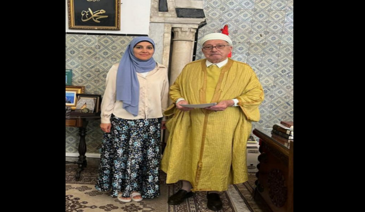 مواطنة أوروبية تُعلن إسلامها بمكتب مفتي الجمهورية