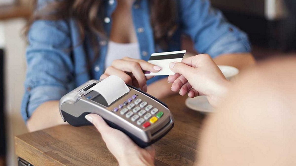 الصوناد تركز اجهزة الدفع الالكتروني بكافة اقاليمها